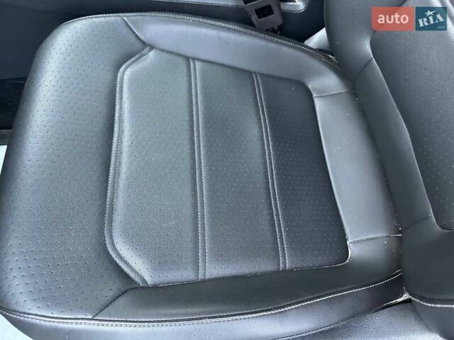 Серый Фольксваген Пассат, объемом двигателя 2 л и пробегом 173 тыс. км за 11999 $, фото 16 на Automoto.ua