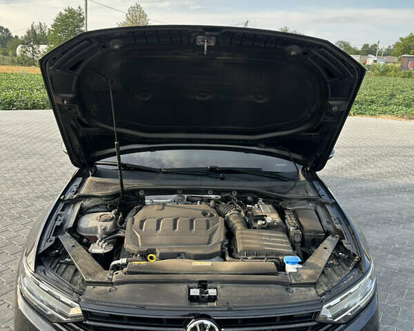 Серый Фольксваген Пассат, объемом двигателя 1.97 л и пробегом 150 тыс. км за 23500 $, фото 34 на Automoto.ua