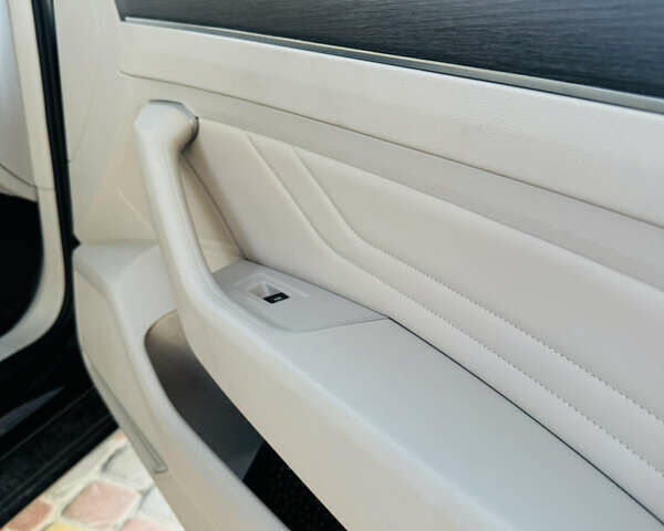 Сірий Фольксваген Пассат, об'ємом двигуна 1.97 л та пробігом 150 тис. км за 26300 $, фото 3 на Automoto.ua