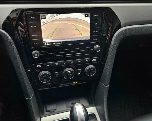 Сірий Фольксваген Пассат, об'ємом двигуна 1.98 л та пробігом 160 тис. км за 16280 $, фото 14 на Automoto.ua