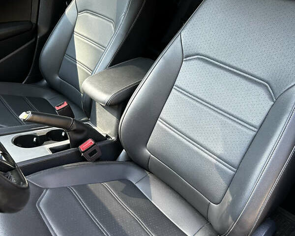 Серый Фольксваген Пассат, объемом двигателя 1.98 л и пробегом 107 тыс. км за 18900 $, фото 14 на Automoto.ua