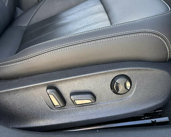 Серый Фольксваген Пассат, объемом двигателя 2 л и пробегом 74 тыс. км за 19800 $, фото 12 на Automoto.ua