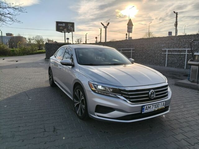 Серый Фольксваген Пассат, объемом двигателя 2 л и пробегом 170 тыс. км за 17800 $, фото 1 на Automoto.ua