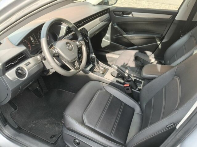 Серый Фольксваген Пассат, объемом двигателя 2 л и пробегом 170 тыс. км за 17800 $, фото 6 на Automoto.ua