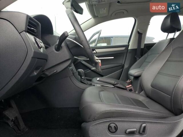 Серый Фольксваген Пассат, объемом двигателя 2 л и пробегом 52 тыс. км за 3500 $, фото 6 на Automoto.ua