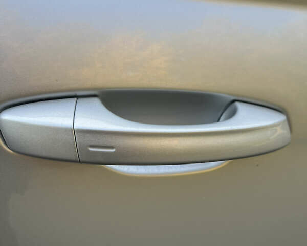 Сірий Фольксваген Пассат, об'ємом двигуна 2 л та пробігом 49 тис. км за 18800 $, фото 24 на Automoto.ua