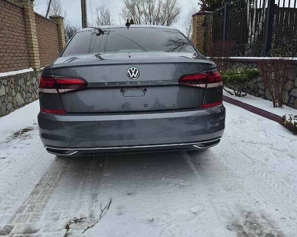 Серый Фольксваген Пассат, объемом двигателя 2 л и пробегом 136 тыс. км за 18300 $, фото 13 на Automoto.ua