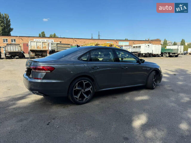 Сірий Фольксваген Пассат, об'ємом двигуна 2 л та пробігом 173 тис. км за 18350 $, фото 6 на Automoto.ua