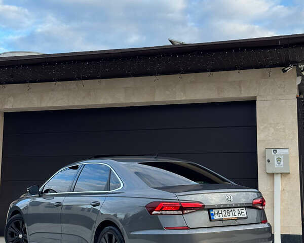 Фольксваген Пассат 2020 в Одессе на Automoto.ua Серый Фольксваген Пассат, объемом двигателя 1.98 л и пробегом 110 тыс. км за 17700 $, фото 15 на Automoto.ua