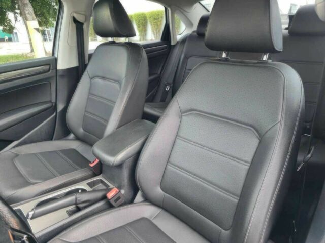 Серый Фольксваген Пассат, объемом двигателя 2 л и пробегом 45 тыс. км за 7800 $, фото 9 на Automoto.ua