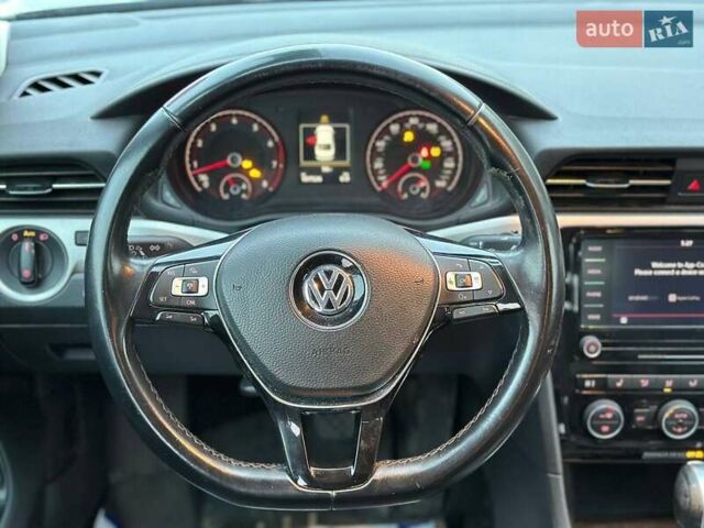 Серый Фольксваген Пассат, объемом двигателя 2 л и пробегом 173 тыс. км за 11999 $, фото 11 на Automoto.ua