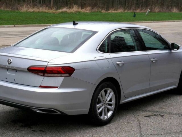 Серый Фольксваген Пассат, объемом двигателя 2 л и пробегом 31 тыс. км за 2800 $, фото 5 на Automoto.ua