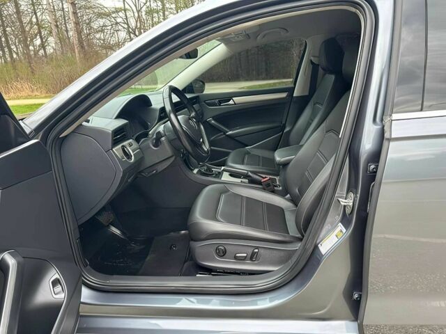 Сірий Фольксваген Пассат, об'ємом двигуна 2 л та пробігом 38 тис. км за 5400 $, фото 8 на Automoto.ua