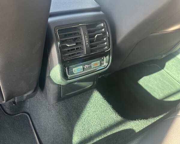 Серый Фольксваген Пассат, объемом двигателя 1.97 л и пробегом 87 тыс. км за 27600 $, фото 3 на Automoto.ua