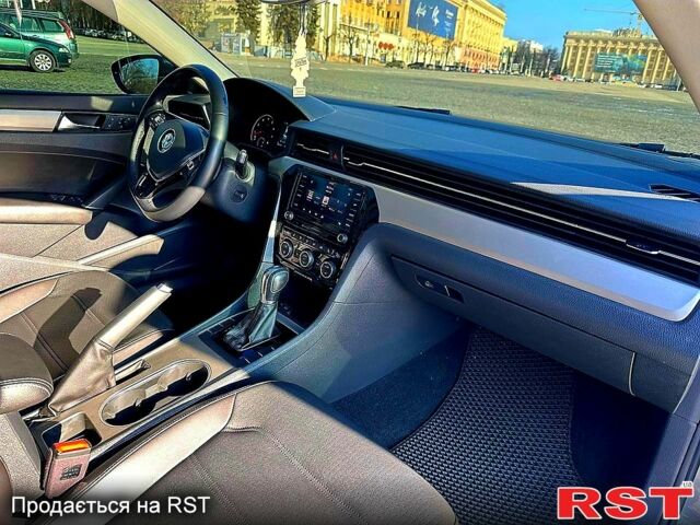 Серый Фольксваген Пассат, объемом двигателя 2 л и пробегом 106 тыс. км за 17200 $, фото 9 на Automoto.ua