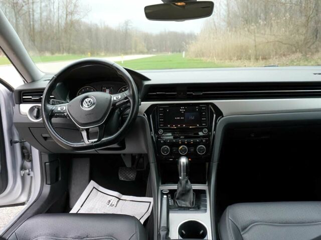 Сірий Фольксваген Пассат, об'ємом двигуна 2 л та пробігом 31 тис. км за 2700 $, фото 8 на Automoto.ua