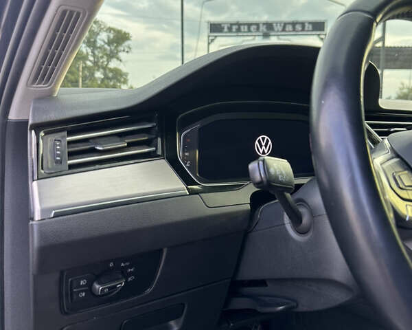 Серый Фольксваген Пассат, объемом двигателя 1.97 л и пробегом 150 тыс. км за 23500 $, фото 19 на Automoto.ua