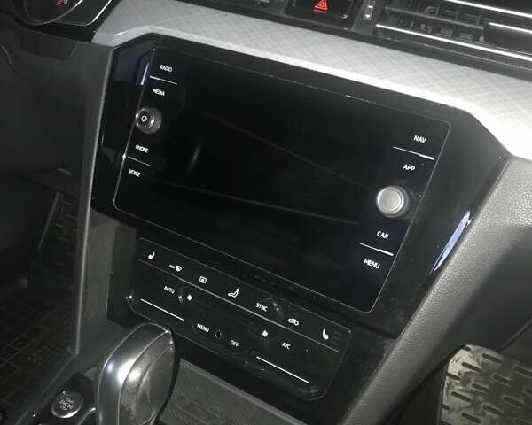 Сірий Фольксваген Пассат, об'ємом двигуна 1.97 л та пробігом 160 тис. км за 27700 $, фото 9 на Automoto.ua