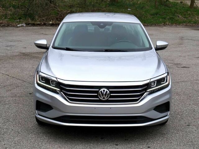 Сірий Фольксваген Пассат, об'ємом двигуна 2 л та пробігом 31 тис. км за 2700 $, фото 1 на Automoto.ua