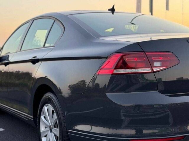 Сірий Фольксваген Пассат, об'ємом двигуна 2 л та пробігом 75 тис. км за 14300 $, фото 9 на Automoto.ua