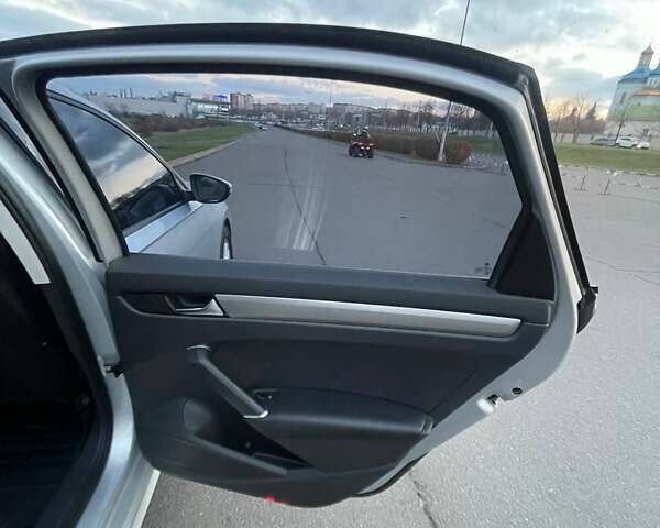 Сірий Фольксваген Пассат, об'ємом двигуна 2 л та пробігом 83 тис. км за 15600 $, фото 12 на Automoto.ua