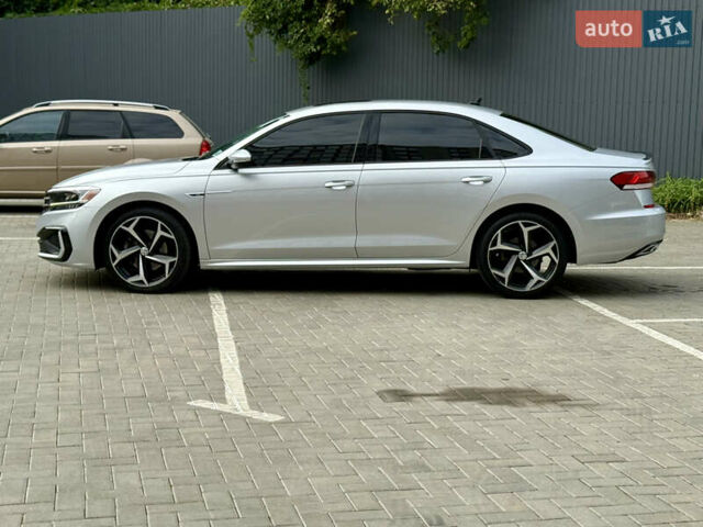 Серый Фольксваген Пассат, объемом двигателя 1.98 л и пробегом 72 тыс. км за 18750 $, фото 48 на Automoto.ua