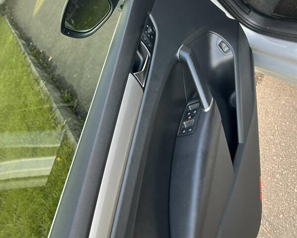 Сірий Фольксваген Пассат, об'ємом двигуна 2 л та пробігом 49 тис. км за 18800 $, фото 17 на Automoto.ua