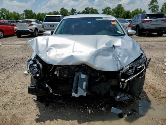 Сірий Фольксваген Пассат, об'ємом двигуна 2 л та пробігом 127 тис. км за 7500 $, фото 9 на Automoto.ua