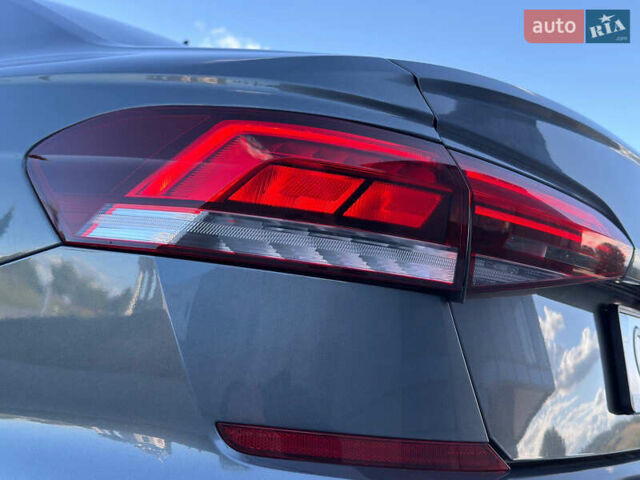 Серый Фольксваген Пассат, объемом двигателя 2 л и пробегом 183 тыс. км за 16900 $, фото 15 на Automoto.ua