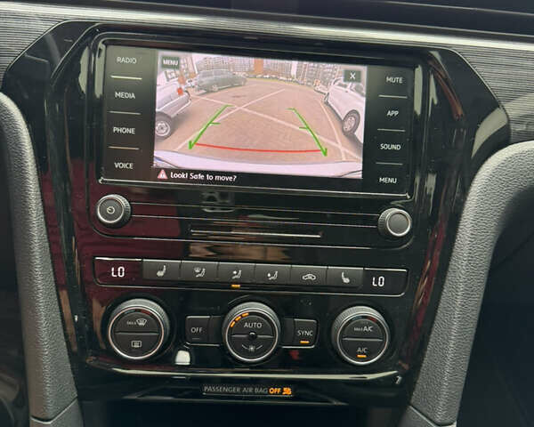 Серый Фольксваген Пассат, объемом двигателя 1.98 л и пробегом 72 тыс. км за 18750 $, фото 96 на Automoto.ua