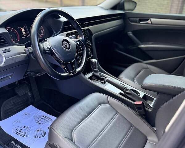 Серый Фольксваген Пассат, объемом двигателя 1.98 л и пробегом 89 тыс. км за 18700 $, фото 17 на Automoto.ua