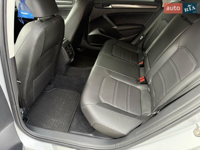 Серый Фольксваген Пассат, объемом двигателя 1.98 л и пробегом 72 тыс. км за 18750 $, фото 81 на Automoto.ua