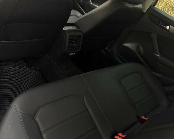 Сірий Фольксваген Пассат, об'ємом двигуна 2 л та пробігом 111 тис. км за 16700 $, фото 10 на Automoto.ua