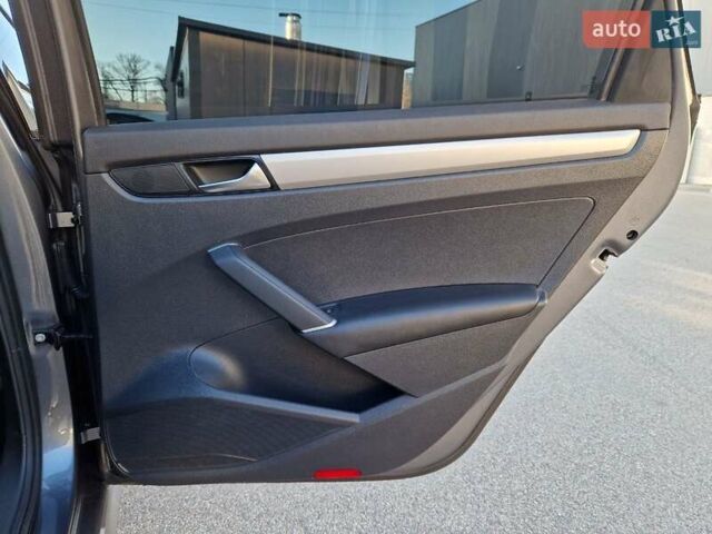 Серый Фольксваген Пассат, объемом двигателя 1.98 л и пробегом 15 тыс. км за 20999 $, фото 59 на Automoto.ua