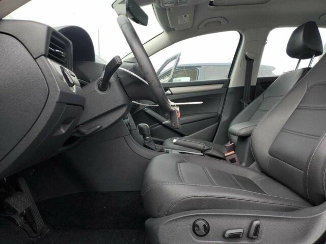 Серый Фольксваген Пассат, объемом двигателя 2 л и пробегом 51 тыс. км за 2500 $, фото 9 на Automoto.ua