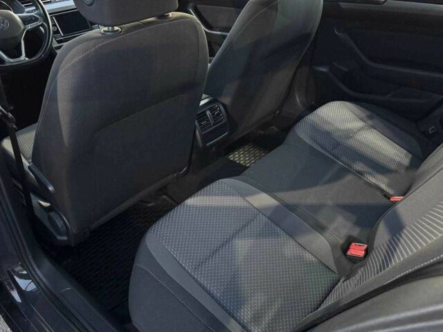 Сірий Фольксваген Пассат, об'ємом двигуна 2 л та пробігом 75 тис. км за 14300 $, фото 13 на Automoto.ua