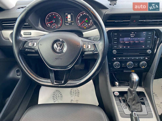 Серый Фольксваген Пассат, объемом двигателя 1.98 л и пробегом 119 тыс. км за 15500 $, фото 9 на Automoto.ua