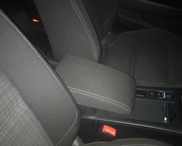 Сірий Фольксваген Пассат, об'ємом двигуна 1.97 л та пробігом 160 тис. км за 27700 $, фото 13 на Automoto.ua