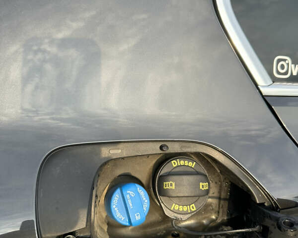 Серый Фольксваген Пассат, объемом двигателя 1.97 л и пробегом 150 тыс. км за 23500 $, фото 35 на Automoto.ua