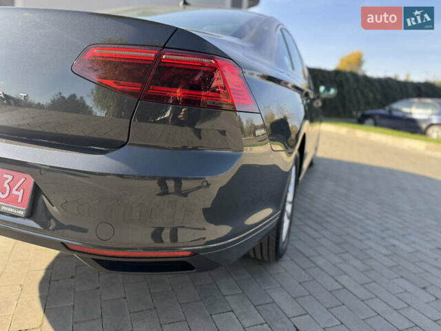 Серый Фольксваген Пассат, объемом двигателя 2 л и пробегом 181 тыс. км за 24900 $, фото 5 на Automoto.ua