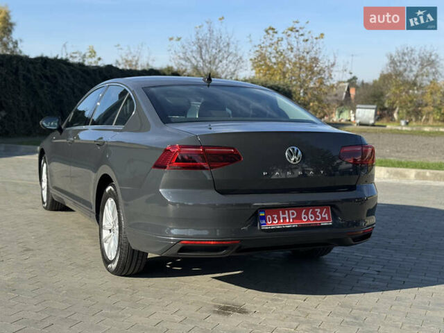 Серый Фольксваген Пассат, объемом двигателя 2 л и пробегом 181 тыс. км за 24900 $, фото 21 на Automoto.ua