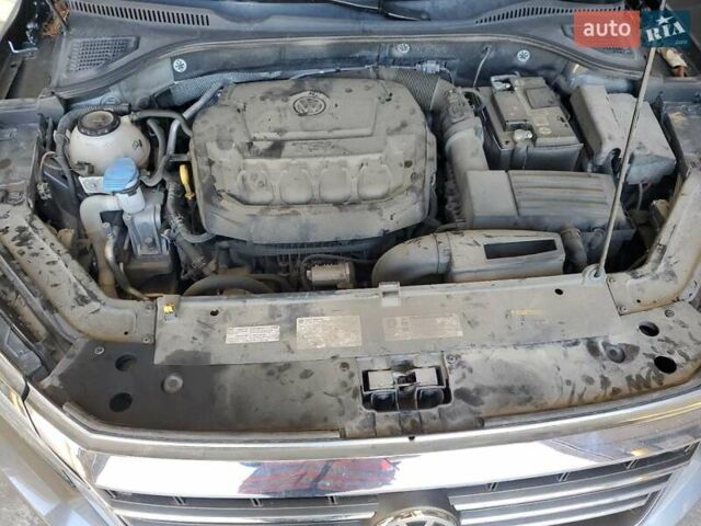 Серый Фольксваген Пассат, объемом двигателя 0 л и пробегом 101 тыс. км за 3200 $, фото 10 на Automoto.ua