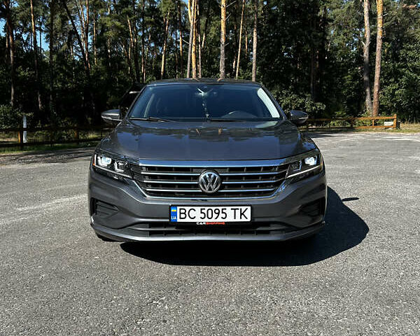 Серый Фольксваген Пассат, объемом двигателя 1.98 л и пробегом 107 тыс. км за 18900 $, фото 1 на Automoto.ua