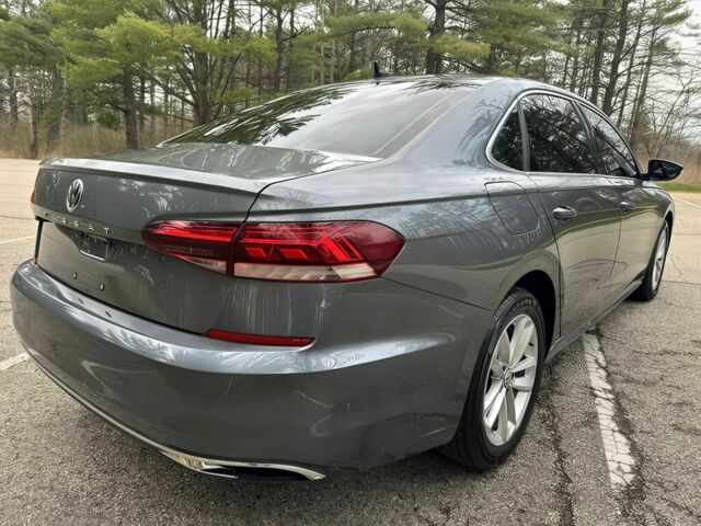 Сірий Фольксваген Пассат, об'ємом двигуна 2 л та пробігом 50 тис. км за 13000 $, фото 4 на Automoto.ua