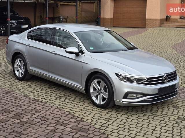 Серый Фольксваген Пассат, объемом двигателя 2 л и пробегом 198 тыс. км за 23999 $, фото 17 на Automoto.ua
