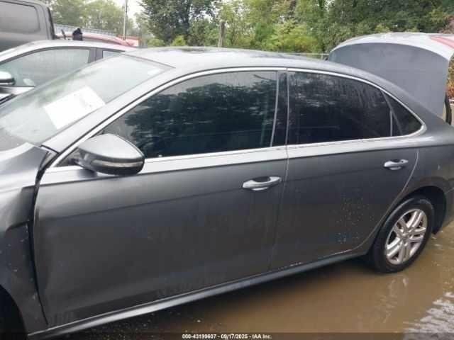 Серый Фольксваген Пассат, объемом двигателя 2 л и пробегом 66 тыс. км за 13000 $, фото 13 на Automoto.ua