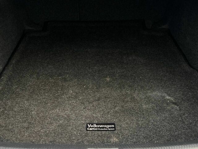 Серый Фольксваген Пассат, объемом двигателя 2 л и пробегом 140 тыс. км за 20400 $, фото 21 на Automoto.ua