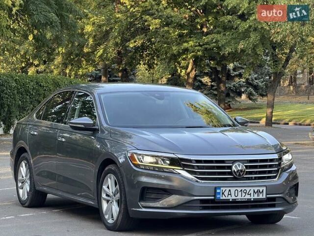 Сірий Фольксваген Пассат, об'ємом двигуна 2 л та пробігом 119 тис. км за 16300 $, фото 9 на Automoto.ua