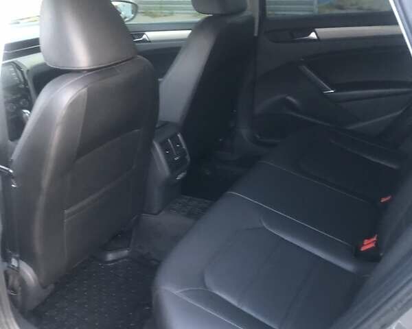 Серый Фольксваген Пассат, объемом двигателя 2 л и пробегом 121 тыс. км за 21500 $, фото 6 на Automoto.ua