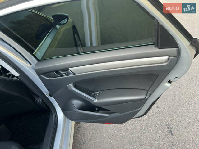 Сірий Фольксваген Пассат, об'ємом двигуна 2 л та пробігом 49 тис. км за 18800 $, фото 21 на Automoto.ua